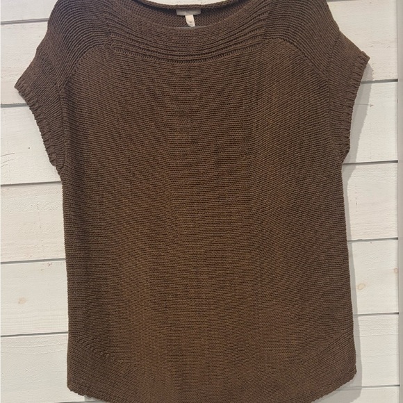 Talbots Olive Green Crew Neck Sweater Short Sleeve in size medium - Picture 1 of 14
